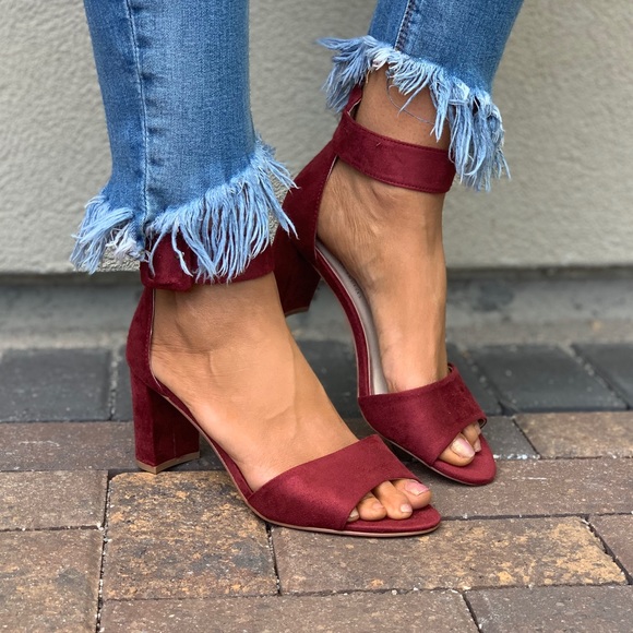 chinese laundry kitten heels